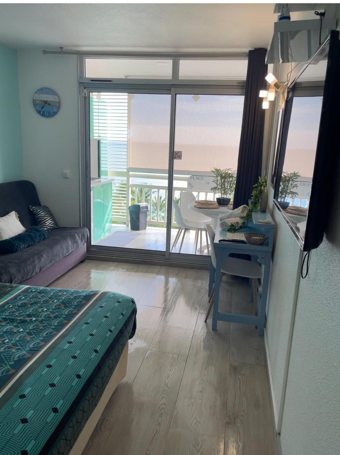 Dayana Diamond Aparthotel Ле Диамант Екстериор снимка